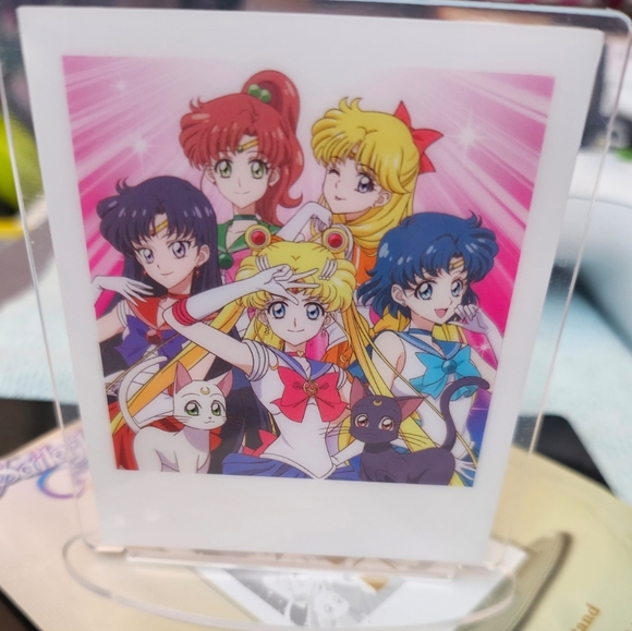 Sailor Moon Crystal Acrylic Stand Photo (Pink background) - Picture 1 of 4